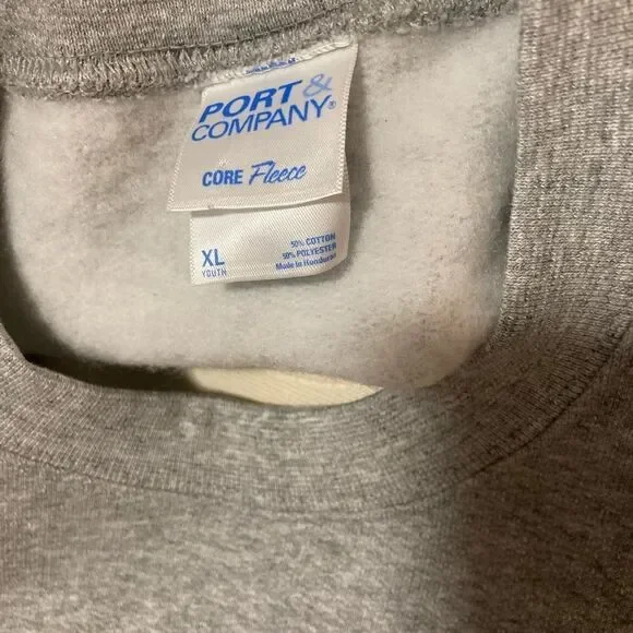 GIVLING Bear Grey Crewneck Sweater - sz Youth XL - fits women’s S/M - Picture 6 of 6